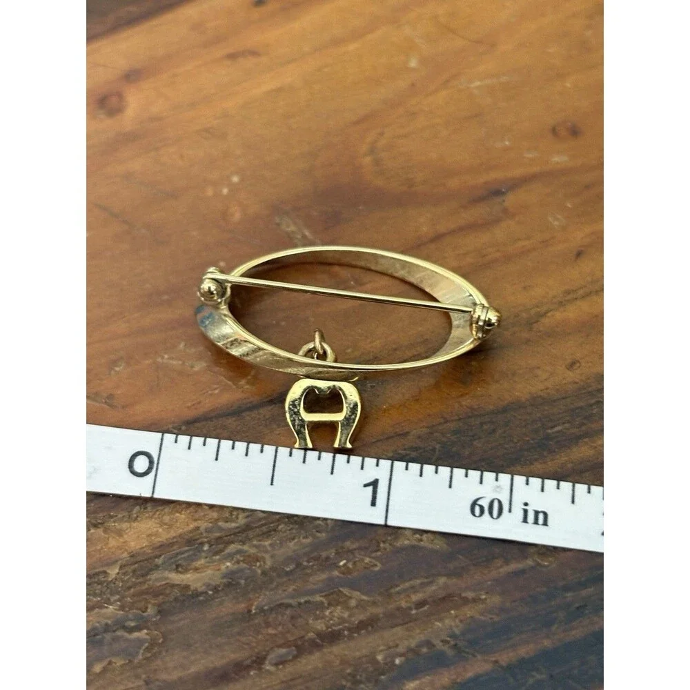 Vintage Gold Tone Aigner Brooch Pin 1” - Picture 8 of 8